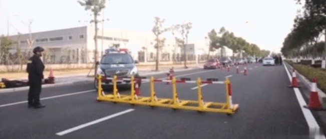 -4 -4
